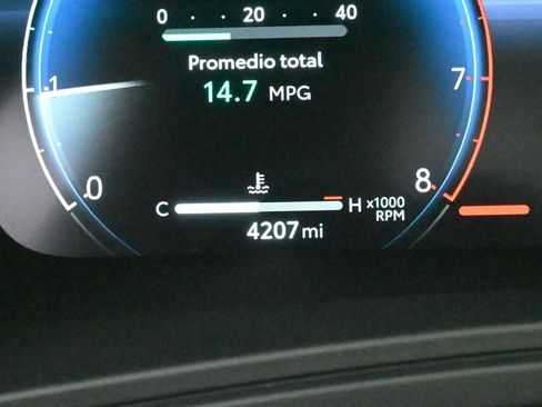 Used 2025 Toyota Grand Highlander AWD image 31