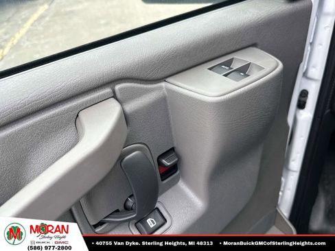 New 2025 GMC Savana 3500 w/ Power Convenience Package RWD image 20