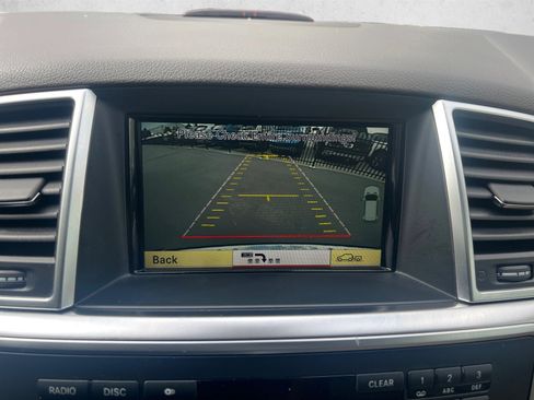 Used 2012 Mercedes-Benz ML 350 BlueTEC 4MATIC image 17