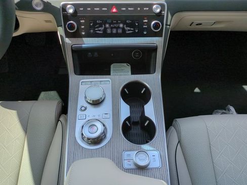 New 2026 Genesis GV80 2.5T Prestige AWD/4WD image 14