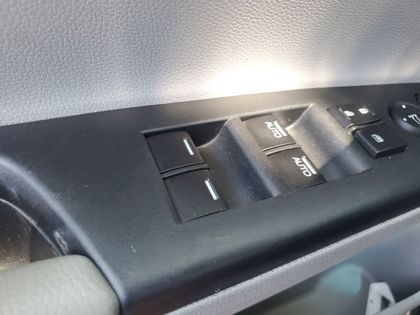 Used 2013 Honda Accord EX image 24