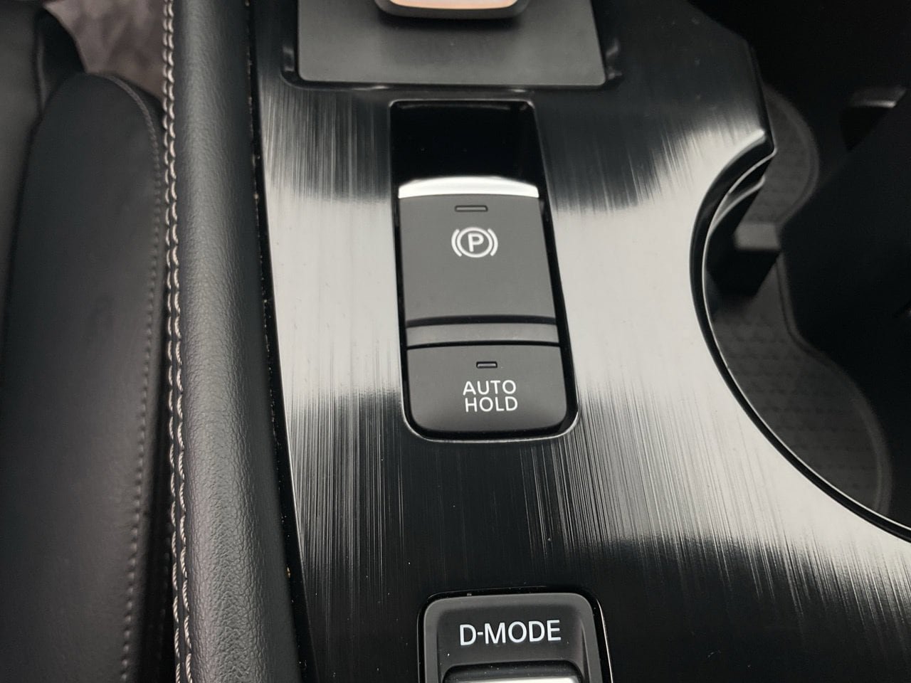 Used 2023 Nissan Rogue SL w/ SL Premium Package FWD image 23