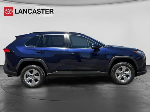 Used 2022 Toyota RAV4 XLE w/ Convenience Package FWD image 8
