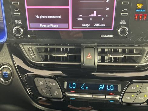 Used 2021 Toyota C-HR XLE FWD image 14