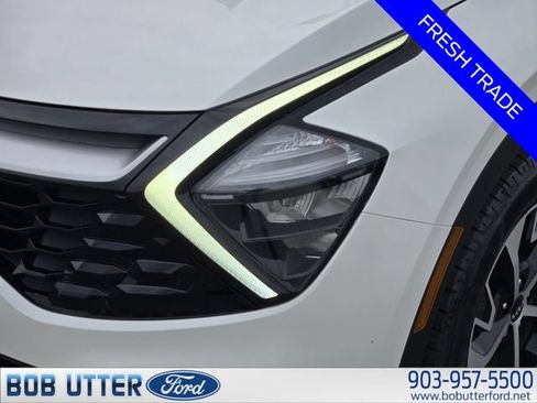 Used 2023 Kia Sportage EX AWD/4WD image 8