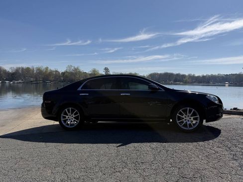 Used 2010 Chevrolet Malibu LTZ FWD image 7