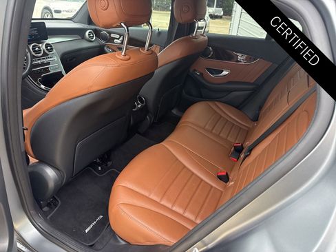 Used 2022 Mercedes-Benz GLC 300 4MATIC Coupe image 10