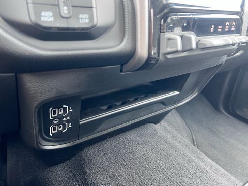 Certified 2026 RAM 2500 Big Horn AWD/4WD image 24