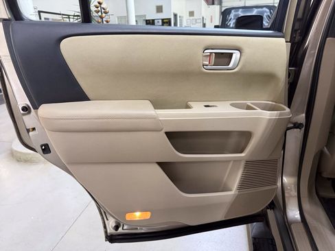 Used 2011 Honda Pilot LX image 12