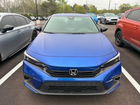 Used 2023 Honda Civic Sport image 5