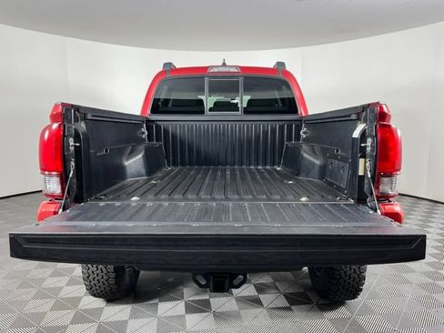 Used 2021 Toyota Tacoma SR AWD/4WD image 47