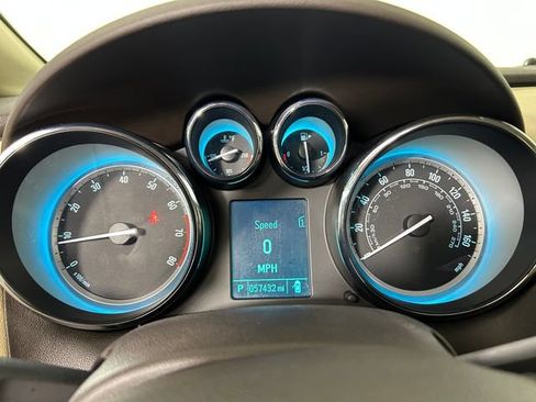 Used 2013 Buick Verano FWD image 18