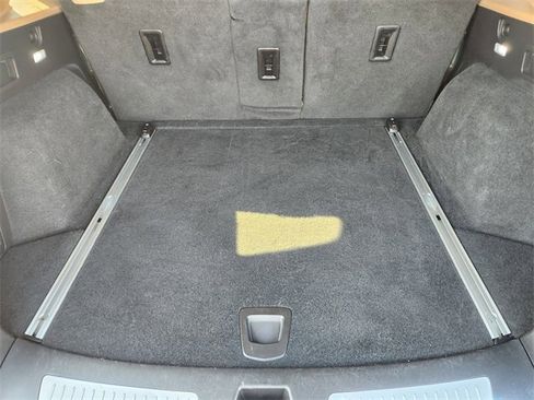 Used 2017 Cadillac XT5 Platinum image 31