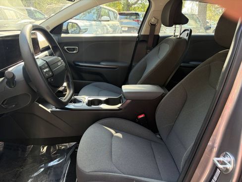 Used 2025 Kia K4 FWD image 25