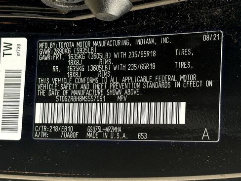 Used 2021 Toyota Highlander XLE image 26