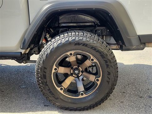Used 2021 Jeep Gladiator Mojave image 31