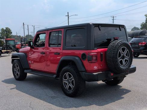 Used 2018 Jeep Wrangler Unlimited Sport S AWD/4WD image 5