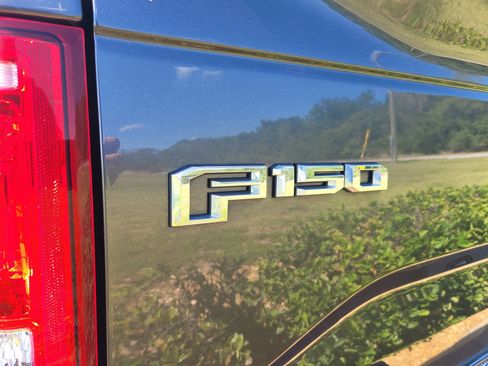 Used 2016 Ford F150 XLT w/ Trailer Tow Package AWD/4WD image 8