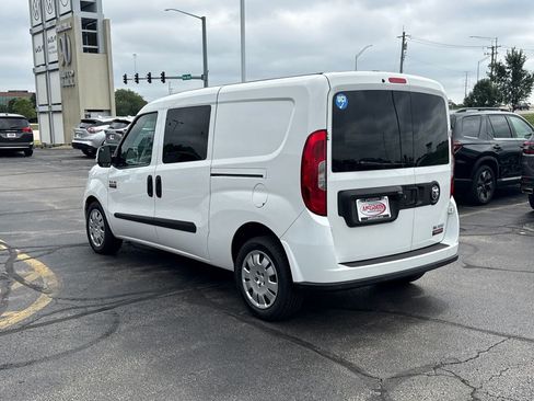 Used 2019 RAM ProMaster City Tradesman SLT FWD image 9