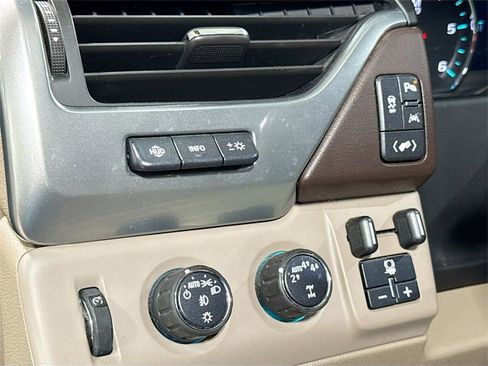 Used 2020 Chevrolet Tahoe Premier image 11
