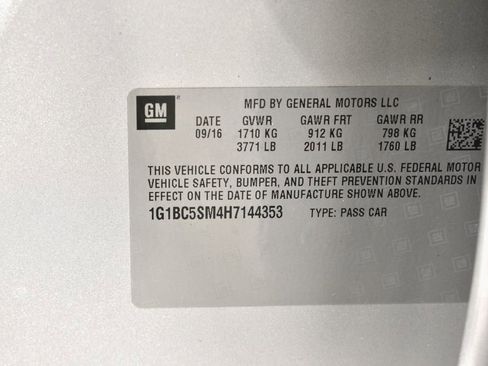 Used 2017 Chevrolet Cruze LS image 37