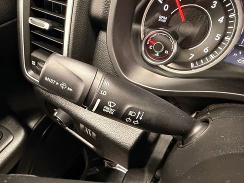 Used 2019 RAM 1500 Big Horn image 32