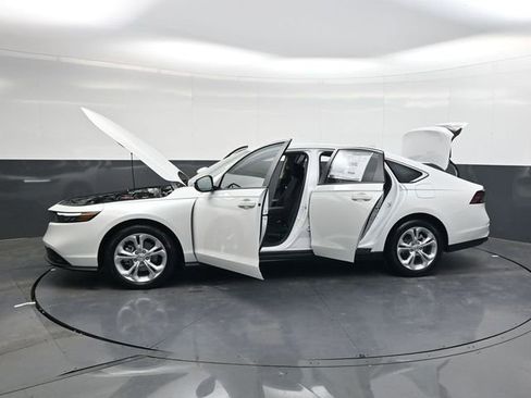 New 2026 Honda Accord LX image 36