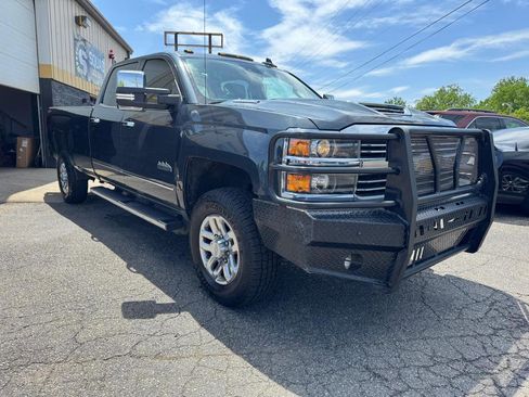Used 2018 Chevrolet Silverado 3500 High Country w/ Duramax Plus Package AWD/4WD image 7