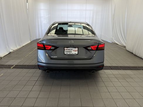 Certified 2024 Nissan Altima 2.5 SR w/ SR Premium Package FWD image 5