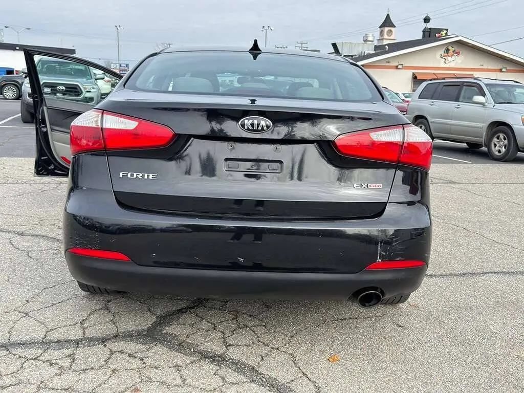 Used 2015 Kia Forte EX FWD image 6