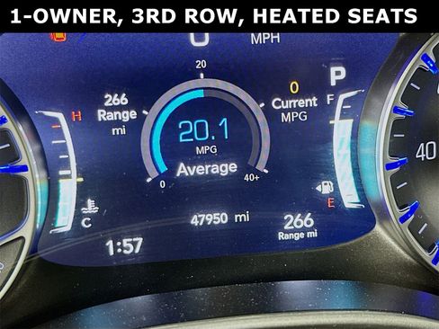 Used 2024 Chrysler Pacifica Touring-L image 13