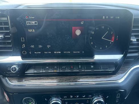 Used 2023 GMC Sierra 1500 SLE image 12