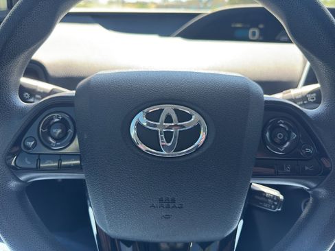 Used 2019 Toyota Prius LE FWD image 14