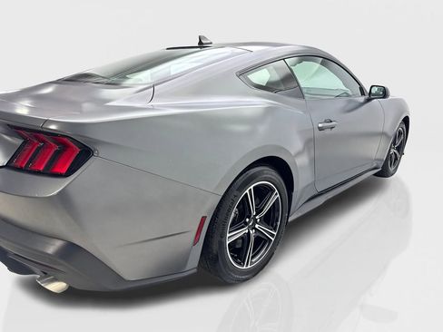 Used 2025 Ford Mustang Coupe image 13