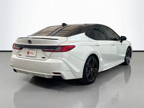 Used 2025 Toyota Camry XSE image 4