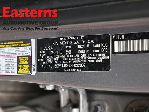 Used 2025 Kia K4 FWD image 33