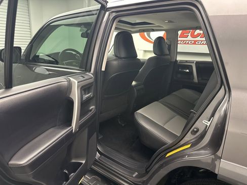 Used 2016 Toyota 4Runner SR5 Premium AWD/4WD image 6