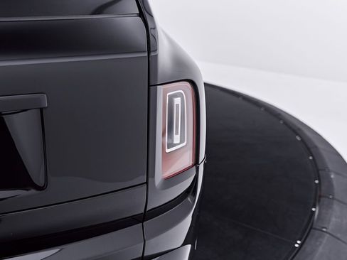 Used 2020 Rolls-Royce Cullinan AWD/4WD image 28