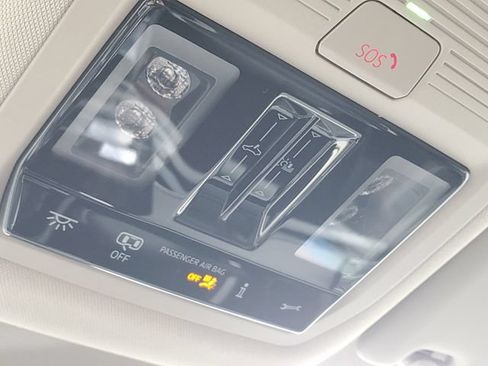 New 2026 Volkswagen Atlas Peak Edition AWD/4WD image 36