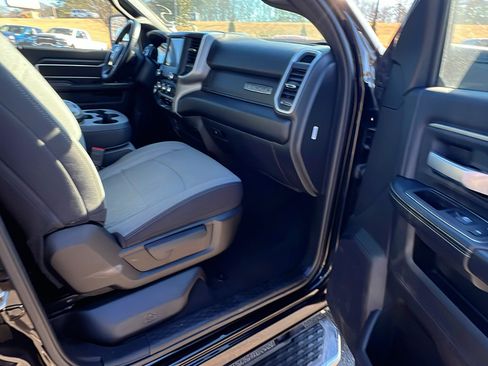 Used 2024 RAM 2500 Big Horn w/ Bed Utility Group image 19