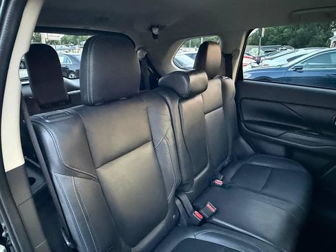 Used 2020 Mitsubishi Outlander SEL AWD/4WD image 31