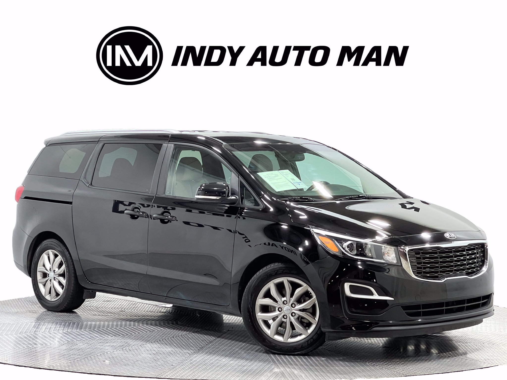 Used 2020 Kia Sedona EX FWD image 2