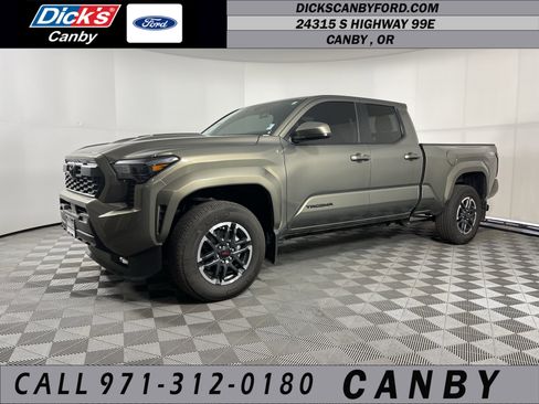 Used 2025 Toyota Tacoma TRD Sport image 1