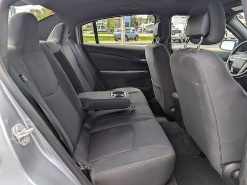 Used 2013 Chrysler 200 Touring w/ Cold Weather Group FWD image 17
