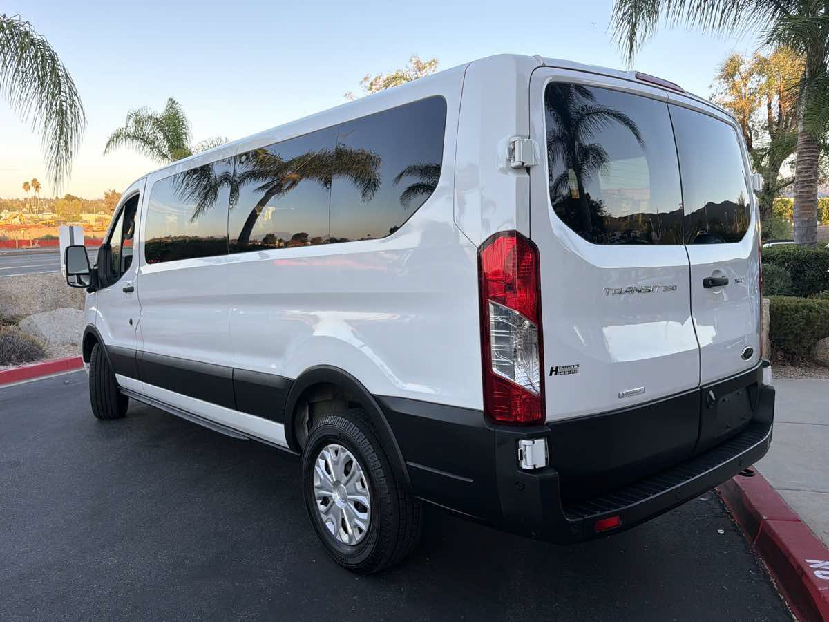 Used 2023 Ford Transit 350 XLT RWD image 19