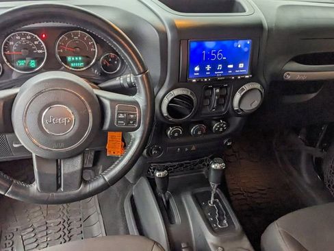 Used 2017 Jeep Wrangler Unlimited Sport image 3