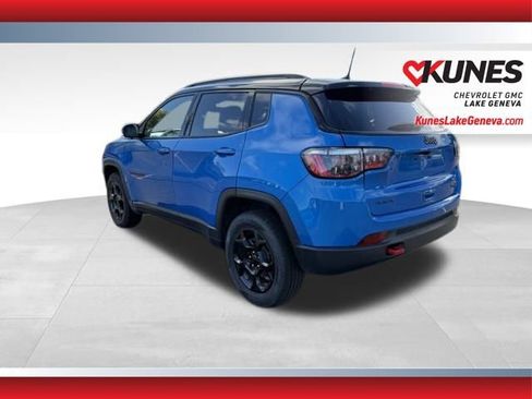 Used 2023 Jeep Compass Trailhawk image 10