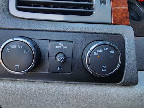 Used 2011 GMC Sierra 1500 SLT w/ SLT White Diamond Edition image 22