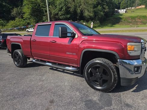 Used 2015 GMC Sierra 2500 SLE AWD/4WD image 1