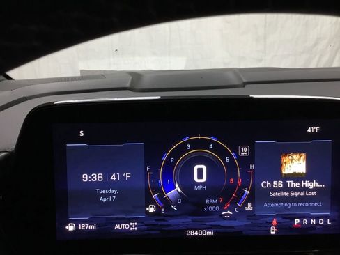 Used 2025 Chevrolet Tahoe Z71 w/ Comfort Package image 35